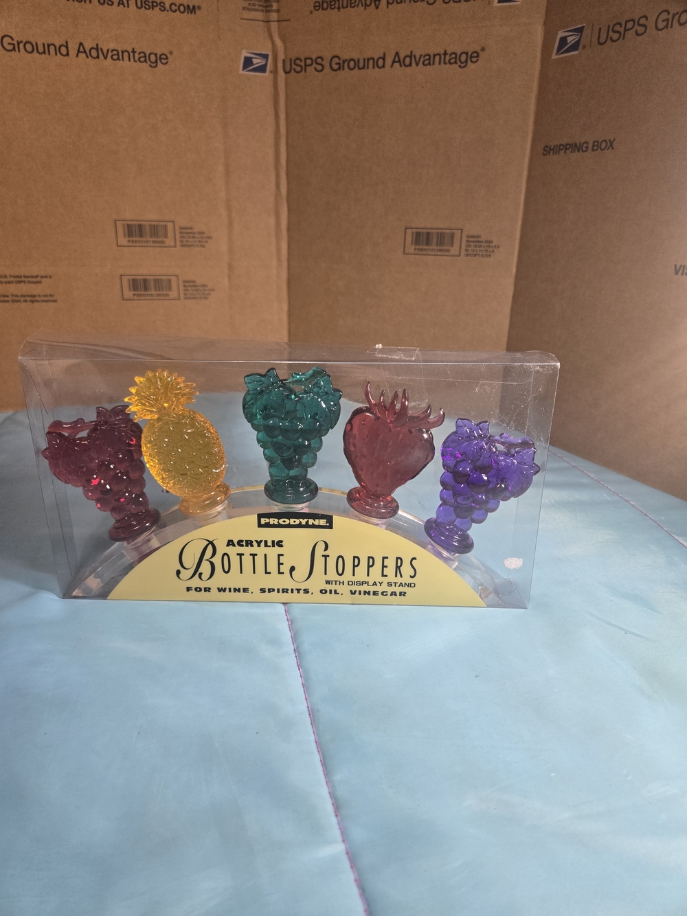 Wine Bottle Stopper Acrylic Fruit Grapes Strawberry Prodyne Taiwan With Base New